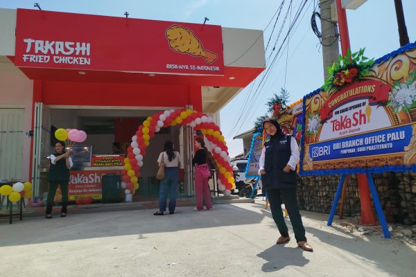 Ayam Geprek Nomor 1 di Palu Ini Buka Cabang Baru di Jalan Mangga