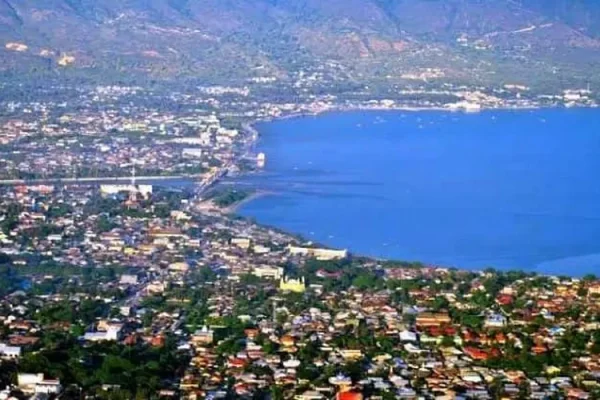 BMKG Peringatkan Potensi Cuaca Ekstrem Menjelang Natal 2024